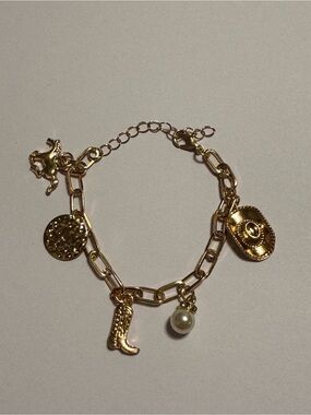 Gold Tone Country Western Boho Charm Bracelet